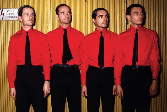 Nyáron a magyar határ tőszomszédságában lép fel a Kraftwerk!